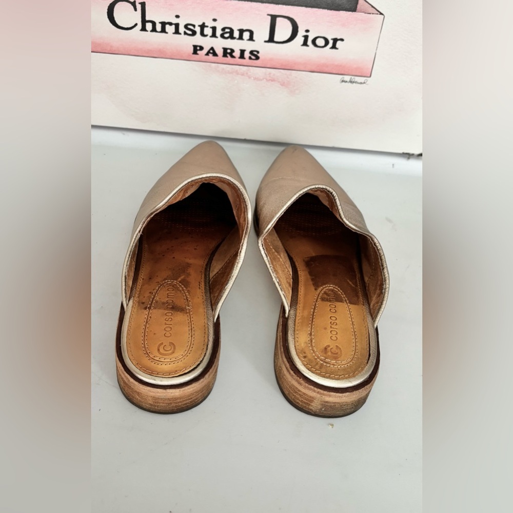 Corso Como Dylan Pointy Toe Mule Metallic Gold Leather Short Wood Heels Size 7 - Picture 6 of 11